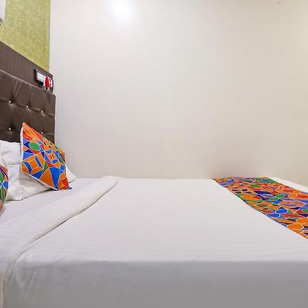 Hotel Aksa Powai Мумбай Екстериор снимка