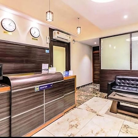Hotel Aksa Powai Мумбай Екстериор снимка