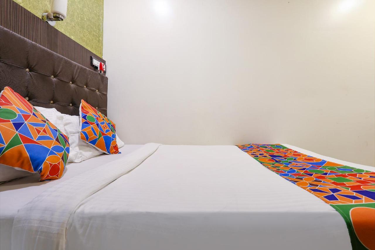 Hotel Aksa Powai Мумбай Екстериор снимка