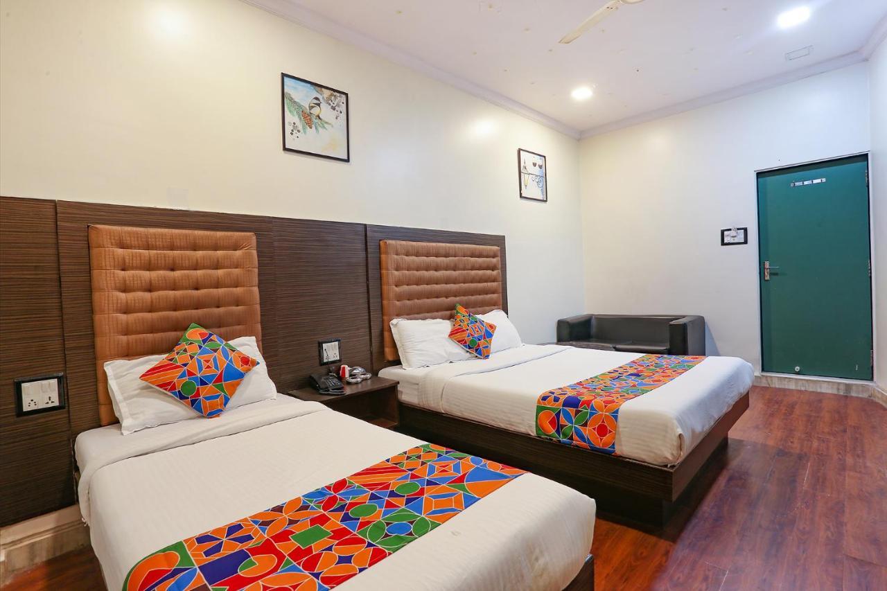 Hotel Aksa Powai Мумбай Екстериор снимка